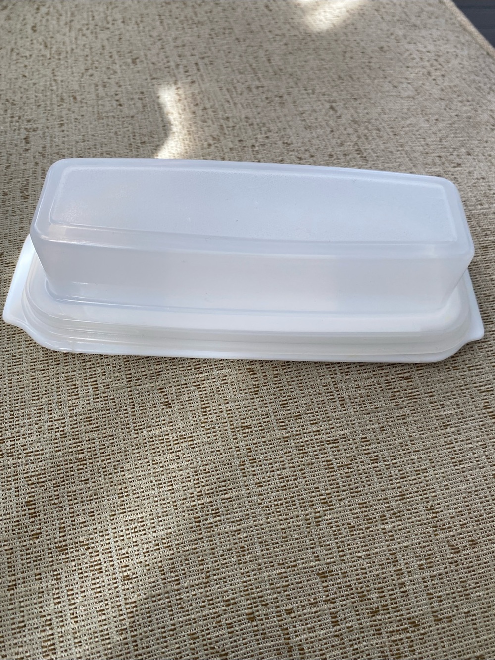 Plastic butter dish with lid